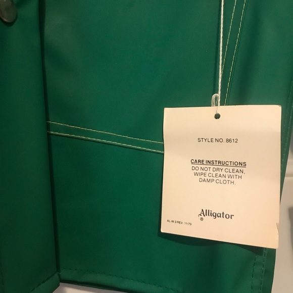 Green vintage Lacoste rain coat Reversible - Picture 6 of 8